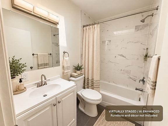 2-bedroom apartment in Hollywood Hills 3
