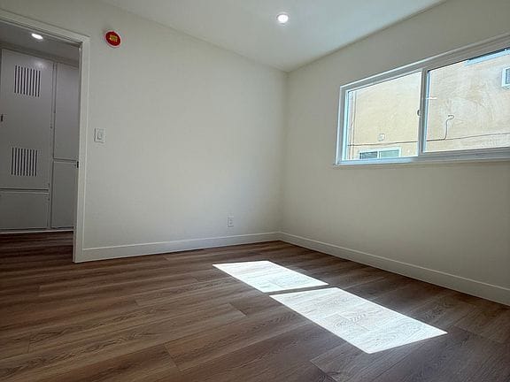 1-bedroom apartment in Sawtelle 10