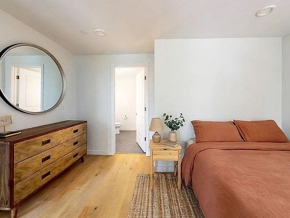 2-bedroom apartment in Allston 5