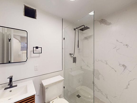 Studio apartment in East Village 9