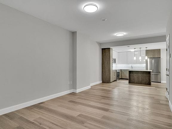 2-bedroom apartment in South End 6