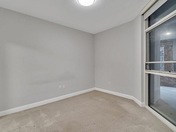 2-bedroom apartment in South End 11