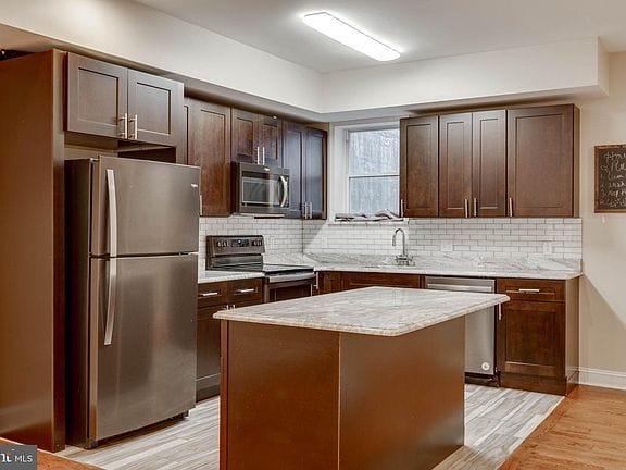 3-bedroom apartment in Hartranft 1