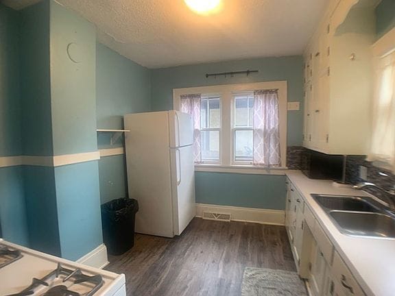 3-bedroom apartment in Como Park 7
