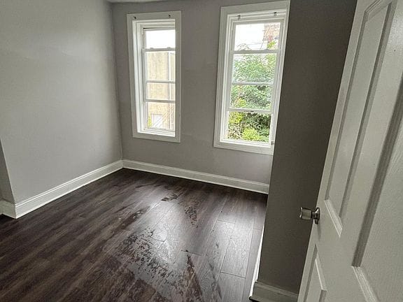 3-bedroom apartment in Carroll Park 11