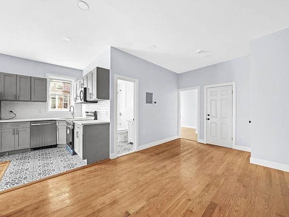 2-bedroom apartment in Crown Heights 1