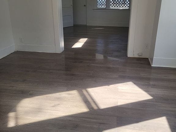 1-bedroom apartment in Vermont Square 1
