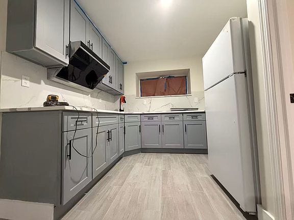2-bedroom apartment in Arden Heights 4