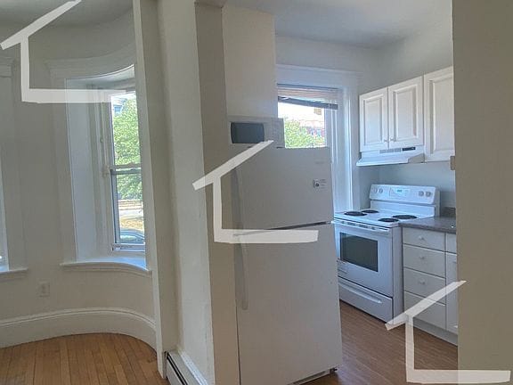 3-bedroom apartment in Allston 5
