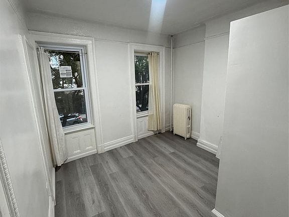 4-bedroom apartment in Cypres Hills 8