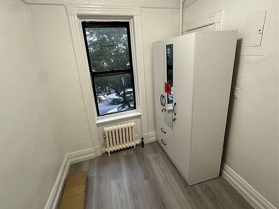 4-bedroom apartment in Cypres Hills 9