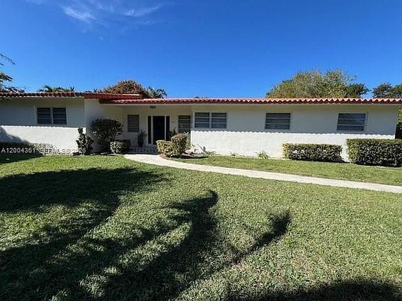 4-bedroom apartment in West Miami 1