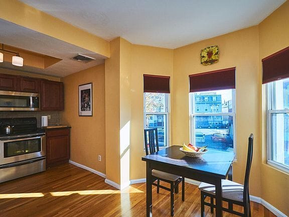 1-bedroom apartment in South Boston 2