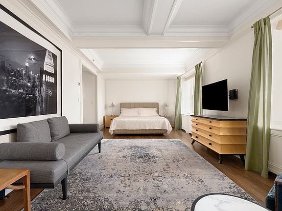 3-bedroom apartment in Upper East Side 9