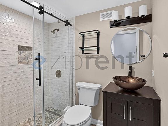 2-bedroom apartment in ATLANTA 12