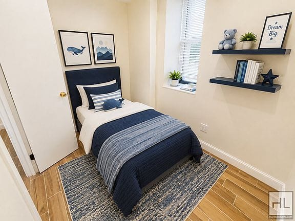 4-bedroom apartment in Hamilton Heights 1