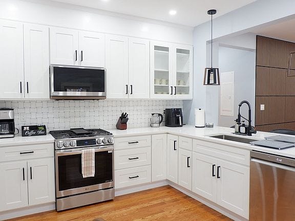 3-bedroom apartment in Dorchester 1