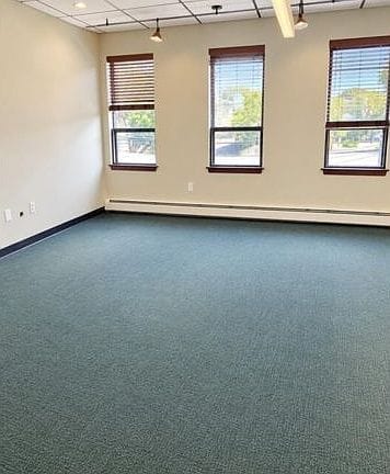 Studio apartment in Dongan Hills 4