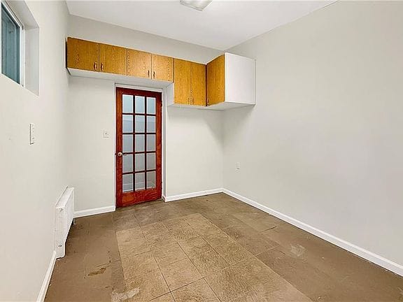 4-bedroom apartment in Sheepshead Bay 10