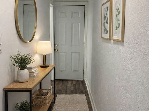 1-bedroom apartment in Mill Creek 4
