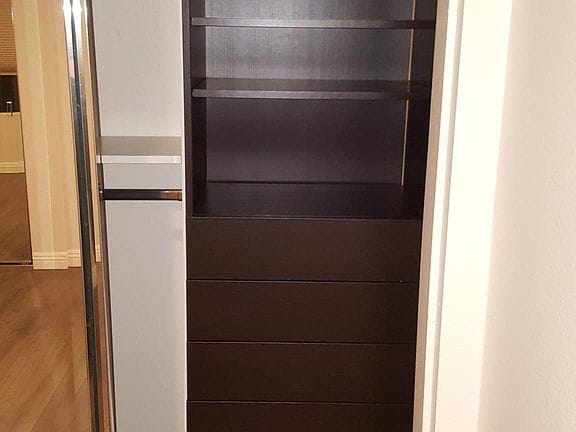 2-bedroom apartment in Woodland Hills 11