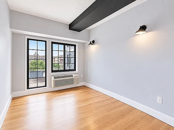 2-bedroom apartment in Flatbush 4