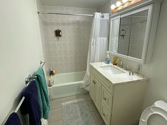 2-bedroom apartment in South End 10