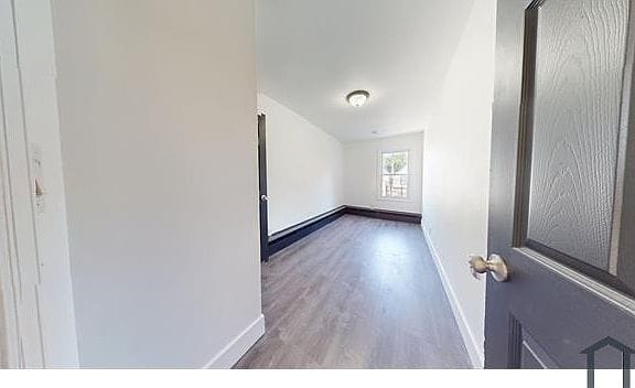 3-bedroom apartment in Port Richmond 8