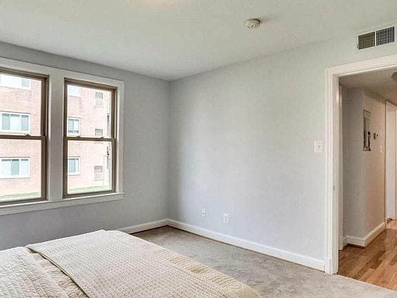 1-bedroom apartment in Pleasant Hill 12