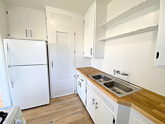 3-bedroom apartment in Jefferson 10