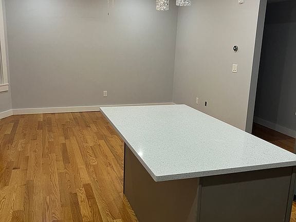 3-bedroom apartment in Dorchester 8