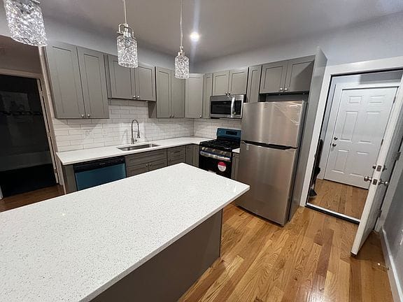 3-bedroom apartment in Dorchester 10