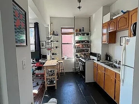 1-bedroom apartment in Crown Heights 3
