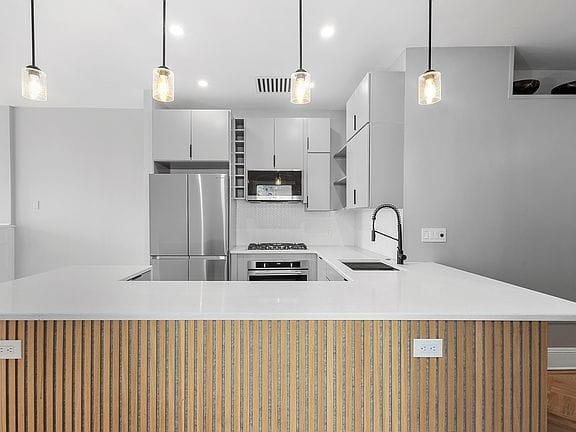 3-bedroom apartment in Park Slope 3