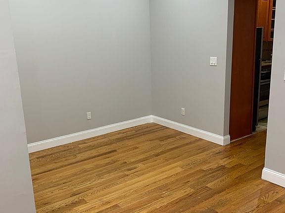 3-bedroom apartment in East New York 8