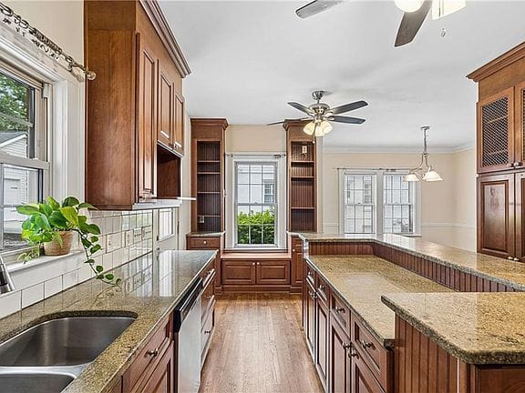 4-bedroom apartment in ATLANTA 12