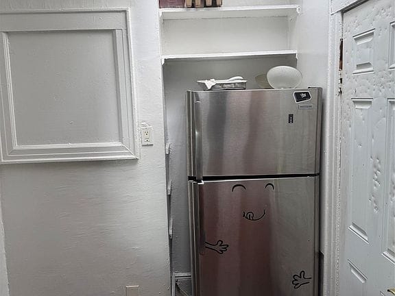 2-bedroom apartment in Cambria Heights 4