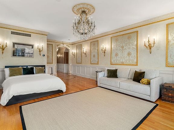 1-bedroom apartment in Back Bay 9