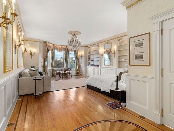 1-bedroom apartment in Back Bay 12