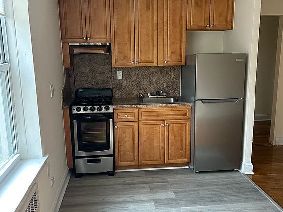 Studio apartment in Gravesend 1