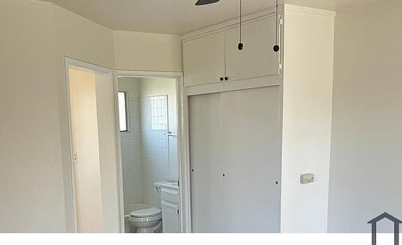 Studio apartment in Vermont Vista 11
