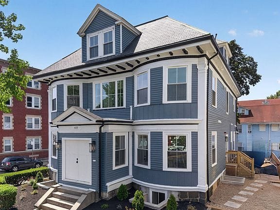 2-bedroom apartment in Downtown 8