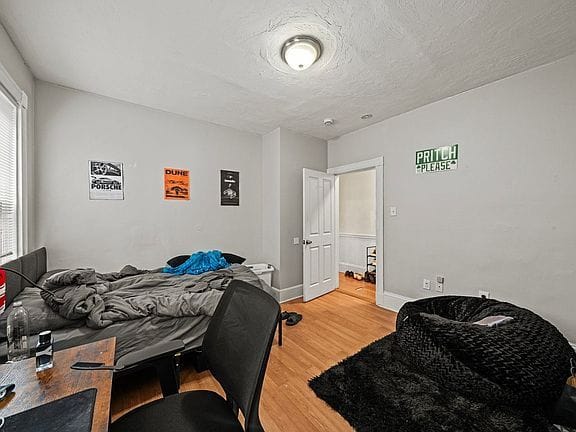 4-bedroom apartment in Mission Hill 9