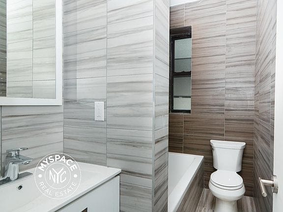 2-bedroom apartment in Flatbush 3