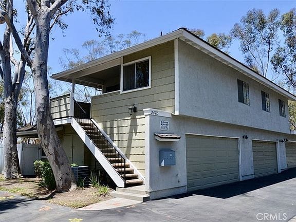 2-bedroom apartment in FULLERTON 1