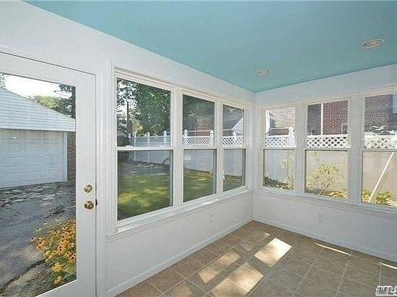 7-bedroom apartment in Jamaica Estates 4