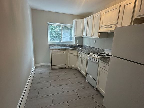 2-bedroom apartment in Brighton 1