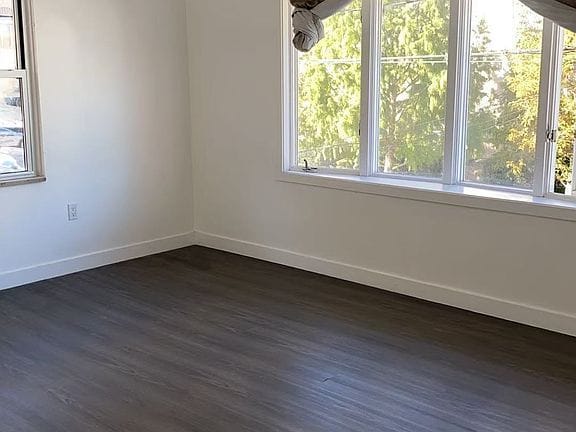 1-bedroom apartment in Sheepshead Bay 8