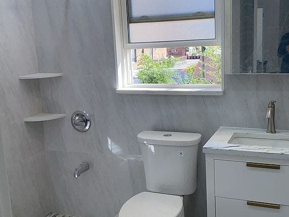 1-bedroom apartment in Sheepshead Bay 11