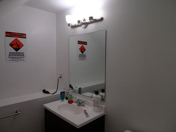 3-bedroom apartment in Roxbury 7